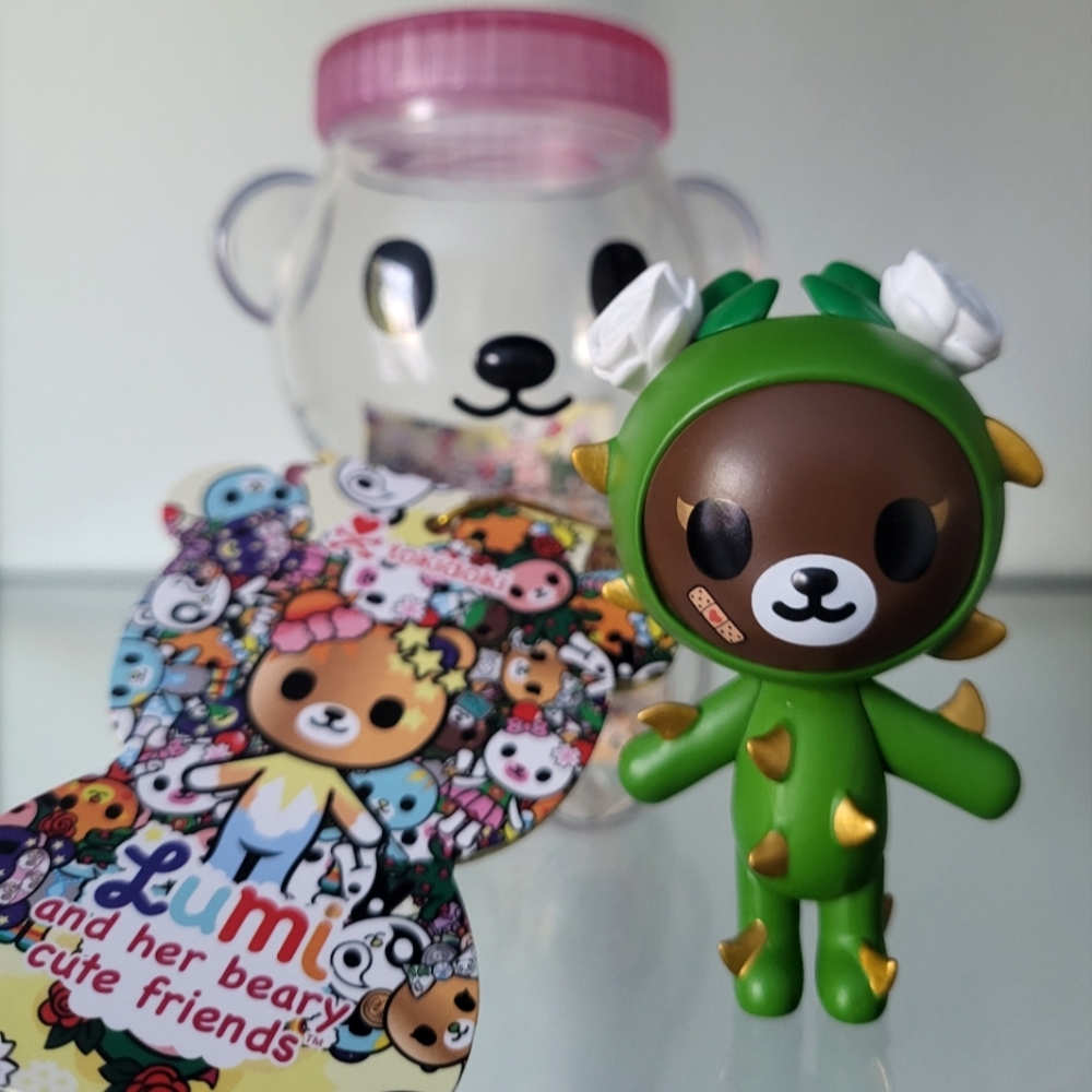 Tokidoki Lumi Bear Bloom White Roses Thorns Brown Bear Jar Kawaii Art Toy